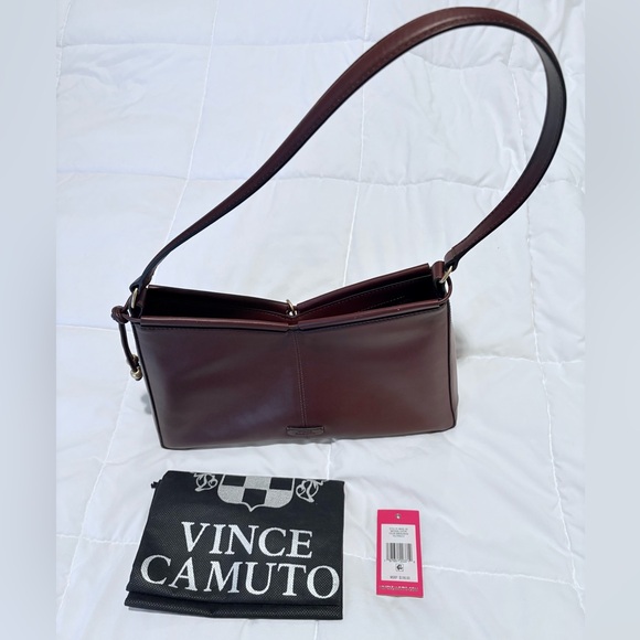 🎉2xHP🎉 Vince Camuto Marie Leather Shoulder Bag in Sandlewood - Picture 4 of 9
